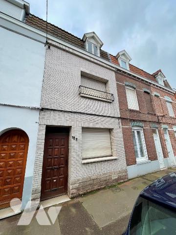 Maison Lomme entre euratechnologies et métro avec garage