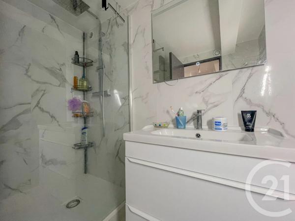 Maison à vendre  7 pièces - 148 m 2   LA TOUR DE SALVAGNY  - 69