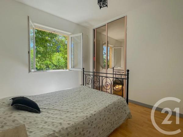 Maison à vendre  7 pièces - 148 m 2   LA TOUR DE SALVAGNY  - 69