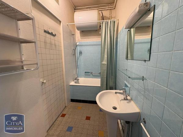 Appartement à louer 2 pièces 59.85m² Grenoble (38000)