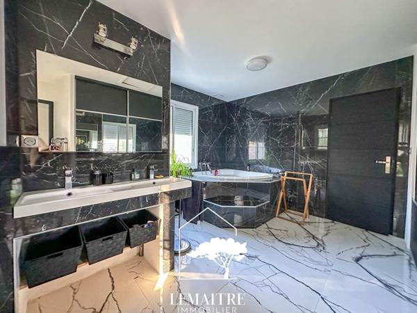 Maison contemporaine 4 chambres 175 m²