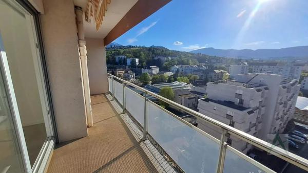Appartement à louer à Chambéry (73000)