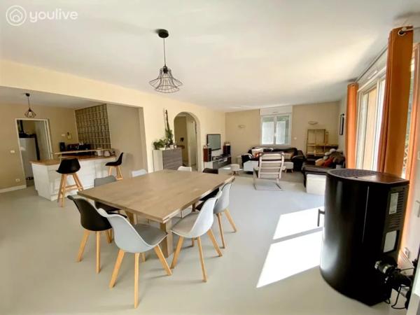 Maison familiale 172 m² – Terrain 3000 m² – Piscine