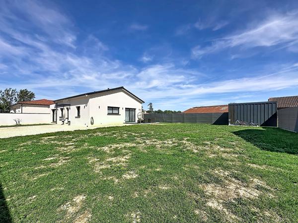 MAISON CONTEMPORAINE 2025 PLAIN-PIED 3 CHAMBRES TERRAIN PISCINABLE à vendre Montauban 82