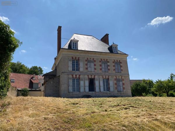 Achat - Propriété | Propriété Mareuil-le-Port 51700 330 m 2 2990 m 2