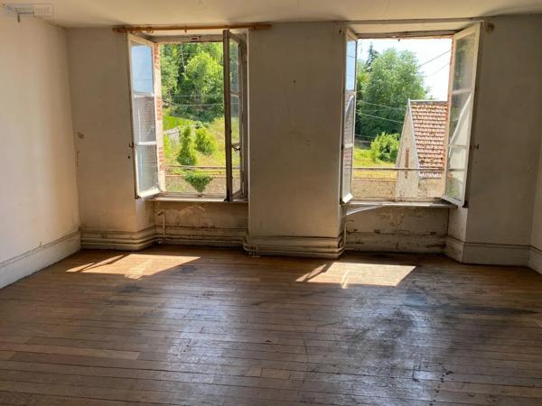 Achat - Propriété | Propriété Mareuil-le-Port 51700 330 m 2 2990 m 2