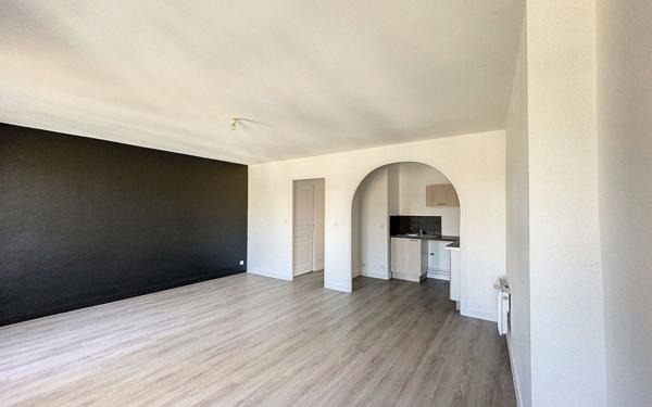 Appartement à louer    1 pièce • 47,23 m2 Saint-Flour