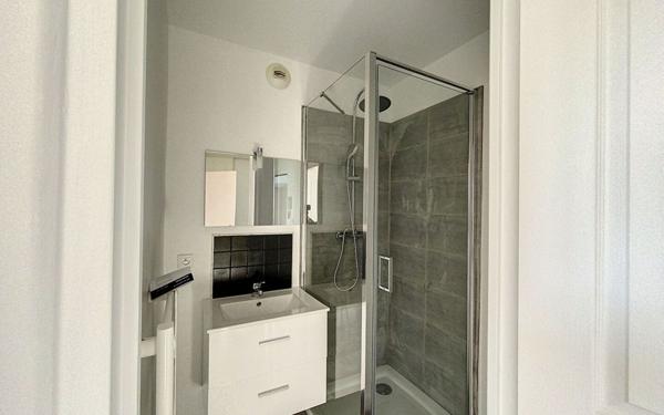 Appartement à louer    1 pièce • 47,23 m2 Saint-Flour