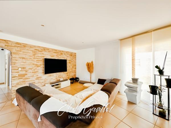Villa de plain pied, Villemoustaussou 5 pièce(s) 90 m2