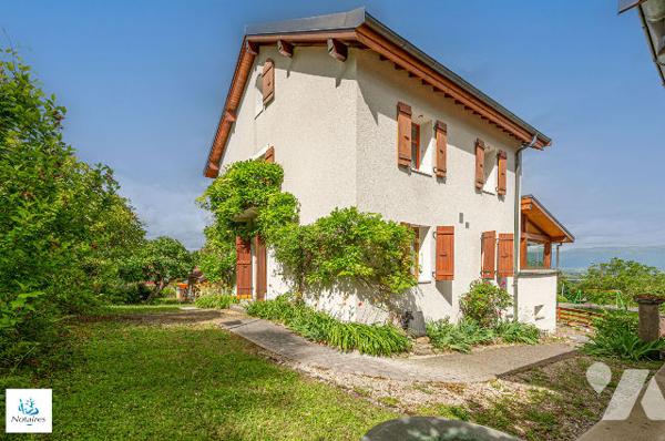 Maison familiale de 143 m² avec grand jardin arboré, dépendances et vue dégagée