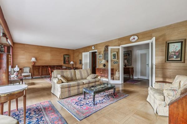 Vente Appartement de luxe Ville-d'Avray 5 Pièces 146 m²