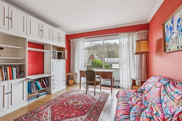 Vente Appartement de luxe Ville-d'Avray 5 Pièces 146 m²