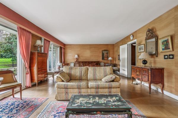 Vente Appartement de luxe Ville-d'Avray 5 Pièces 146 m²