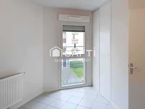 T2 récent avec balcon et place de parking - Vendu loué