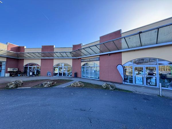 Local commercial Leuville Sur Orge 4 pièce(s) 100 m2