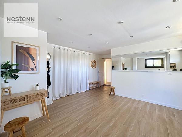 Miramas  Superbe maison rénovée de 154 m² avec fort potentiel et grand garage