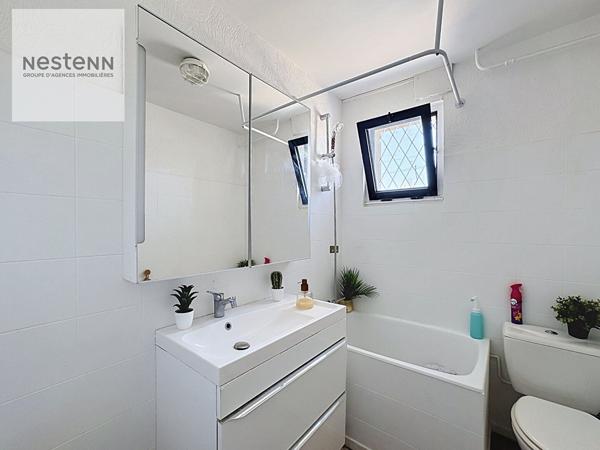 Miramas  Superbe maison rénovée de 154 m² avec fort potentiel et grand garage