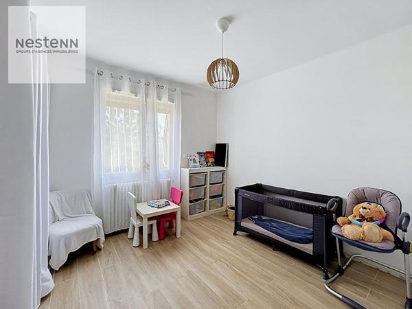 Miramas  Superbe maison rénovée de 154 m² avec fort potentiel et grand garage