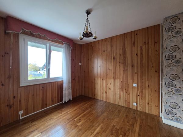 MAISON FAMILIALE 4 CHAMBRES AVEC JARDIN CLOS PONTIVY (56) BRETAGNE