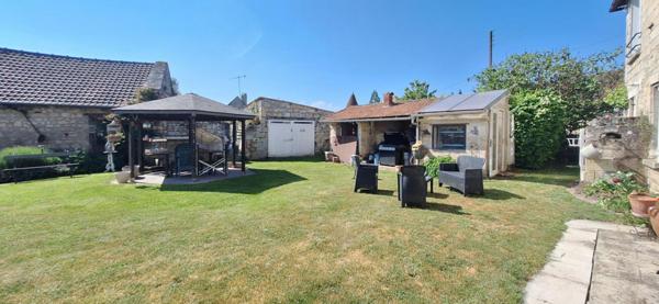 Longère au coeur de la vallée de l'automnes avec dépendances et maison indépendante proche de Crépy en Valois