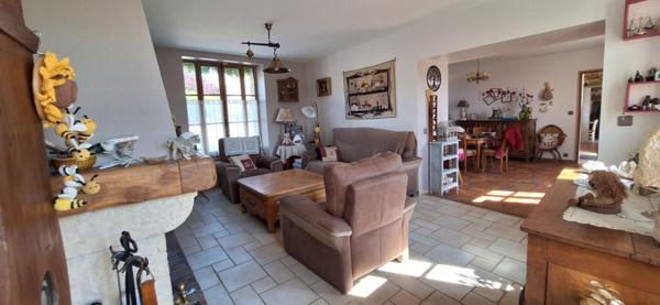 Longère au coeur de la vallée de l'automnes avec dépendances et maison indépendante proche de Crépy en Valois