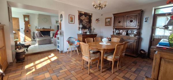 Longère au coeur de la vallée de l'automnes avec dépendances et maison indépendante proche de Crépy en Valois