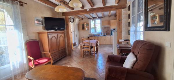 Longère au coeur de la vallée de l'automnes avec dépendances et maison indépendante proche de Crépy en Valois