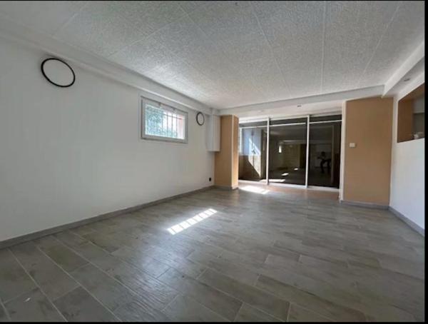 Maison 8 pièce(s) 202 m2