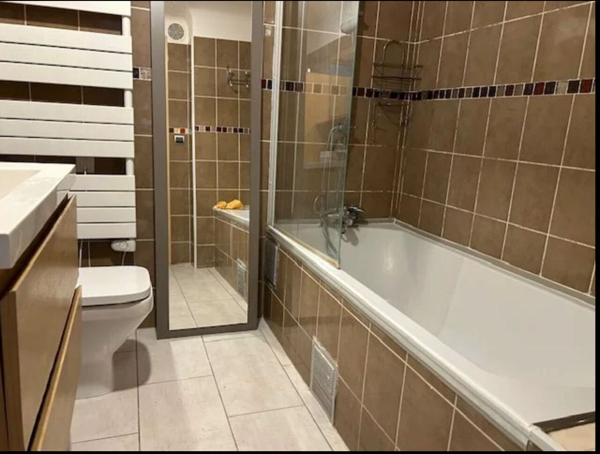 Maison 8 pièce(s) 202 m2