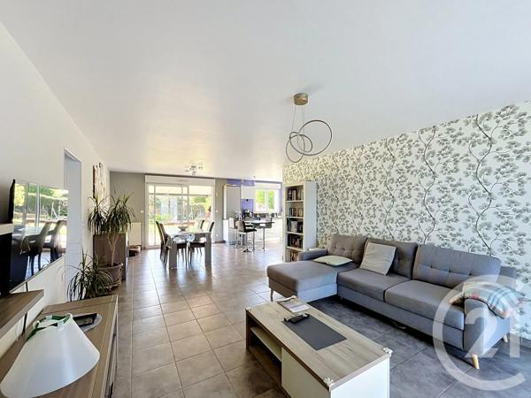 Maison à vendre  5 pièces - 114 m 2   GANNAT  - 03