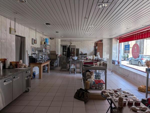 local commercial + habitation
