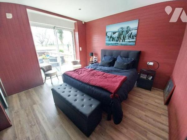 Propriété familiale à vendre à Val-d'Izé (35450) en Ille-et-Vilaine (35)

A 5 minutes du cent...