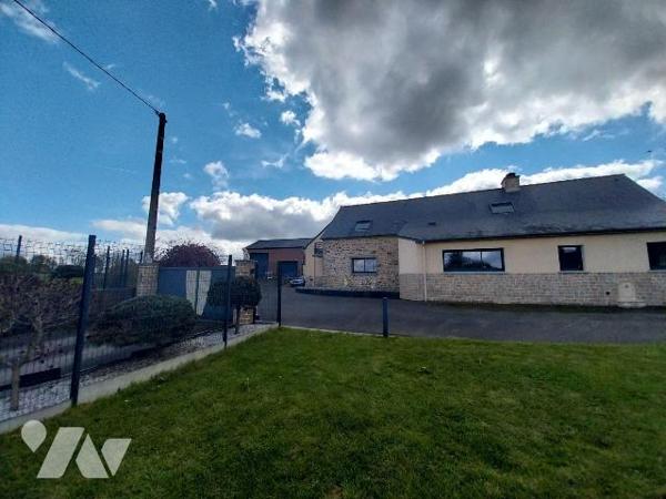 Propriété familiale à vendre à Val-d'Izé (35450) en Ille-et-Vilaine (35)

A 5 minutes du cent...