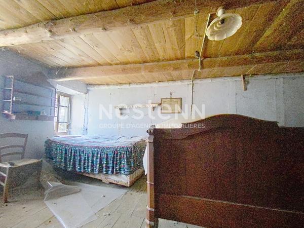 SOUS OFFRE EXCLUSIVITE ! Hameau de Retournac Ancien corps de ferme à rénover sur 1500 m2  de terrain