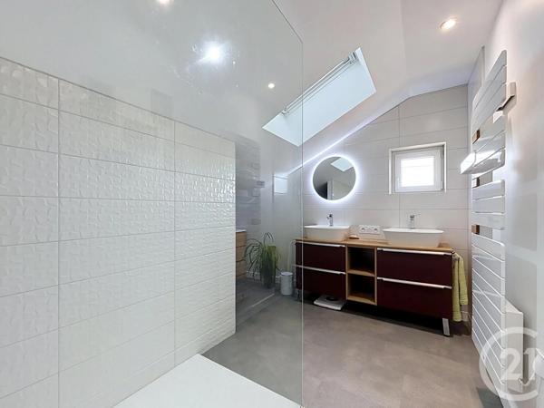 Maison à vendre  7 pièces - 180,39 m 2   CHADRAC  - 43