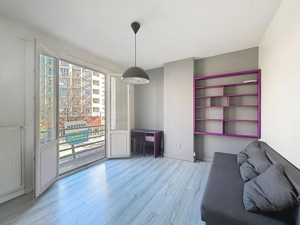Exclusivité NESTENN : Charmant appartement 2 pièces à vendre à Centre 2, Saint-Étienne