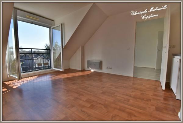 Appartement à vendre 2 pièces 36m², garage, proche du VAL D'EUROPE (77) à CHANTELOUP EN BRIE