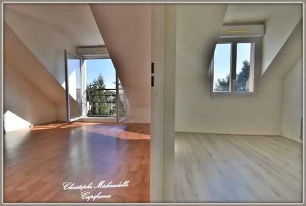 Appartement à vendre 2 pièces 36m², garage, proche du VAL D'EUROPE (77) à CHANTELOUP EN BRIE
