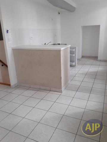 Vente immeuble Saintes : 253 320 € - AJP Immobilier Saintes