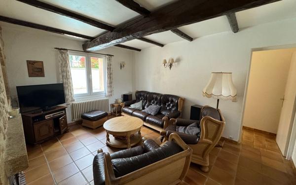 Maison à vendre    6 pièces •  Montagnac-Montpezat