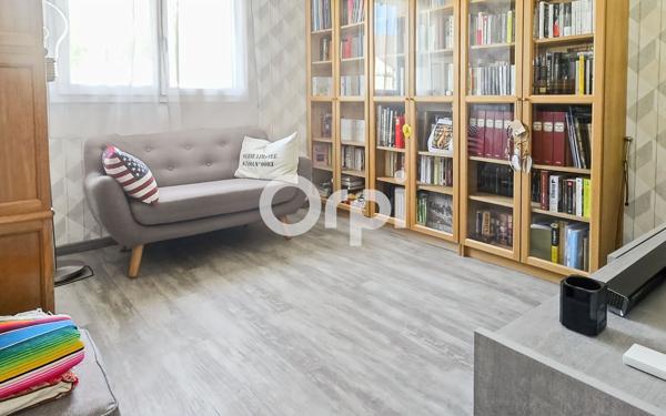 Maison à vendre    6 pièces •  Fosses