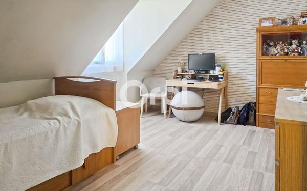 Maison à vendre    6 pièces •  Fosses