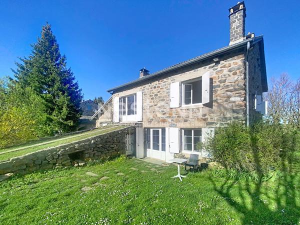 AVANT PREMIERE Belle maison de pays en pierre ARAULES