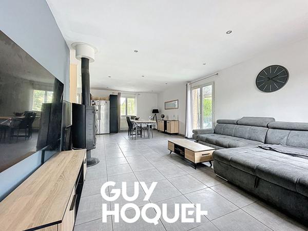 Charmante Villa de Plain-pied, 4 Chambres, Piscine - 69840 CHENAS