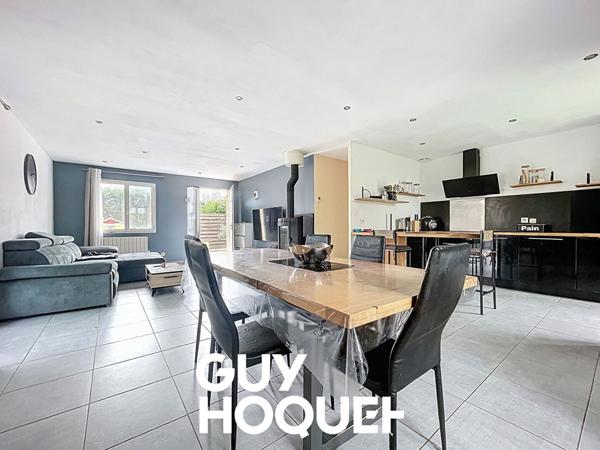 Charmante Villa de Plain-pied, 4 Chambres, Piscine - 69840 CHENAS