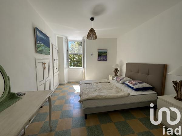 Immeuble à vendre 129 m² Cruis