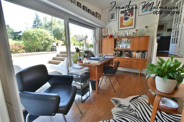 ✨ Propriété d’exception au cœur de Conches-en-Ouche – Piscine intérieure, sauna et studio indépendant