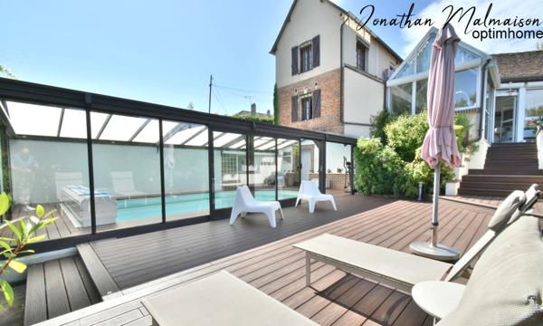 ✨ Propriété d’exception au cœur de Conches-en-Ouche – Piscine intérieure, sauna et studio indépendant