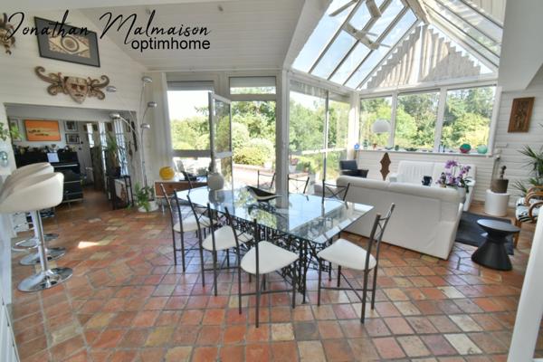 ✨ Propriété d’exception au cœur de Conches-en-Ouche – Piscine intérieure, sauna et studio indépendant