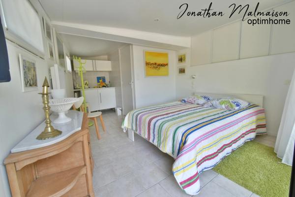 ✨ Propriété d’exception au cœur de Conches-en-Ouche – Piscine intérieure, sauna et studio indépendant